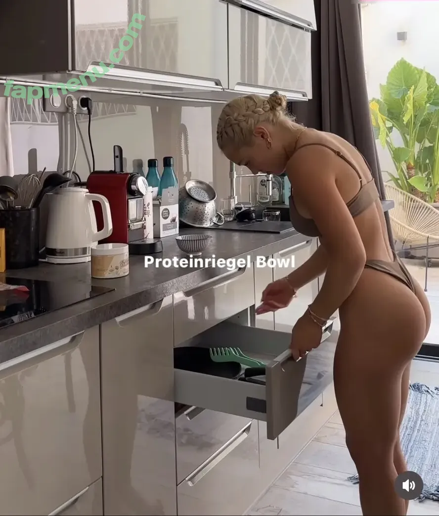 Lea Keller nude photo #0092 (leak.ll.r)
