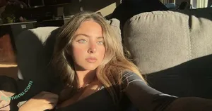 Lea Kobrossy / lea.kobrossy nude photo #0015