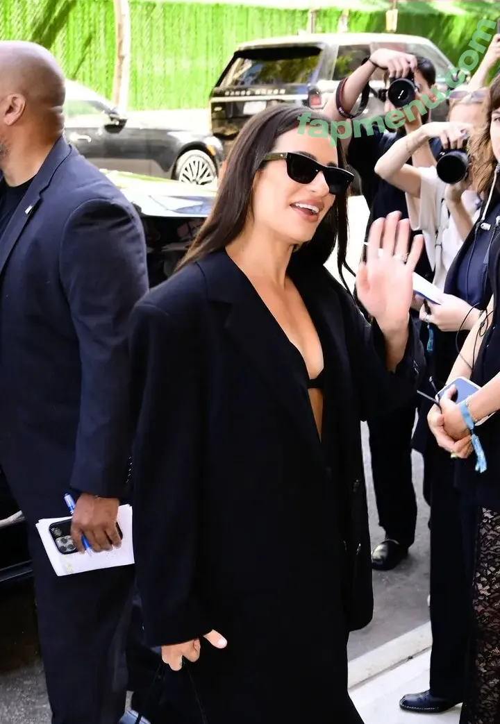 Lea Michele nude photo #0450 (leamichele)