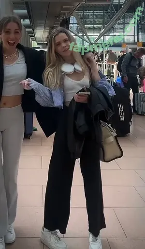 Lea Peach / Looskanal / lea / lea.peach / wifiloo_m nude photo #0669