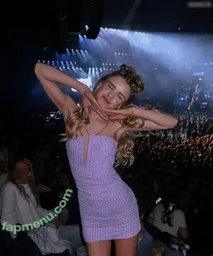 Lea Peach / Looskanal / lea / lea.peach / wifiloo_m nude photo #0696