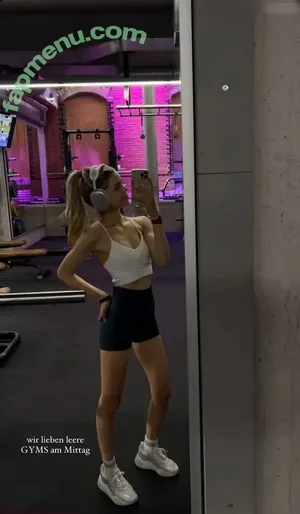 Lea Peach / Looskanal / lea / lea.peach / wifiloo_m nude photo #0733