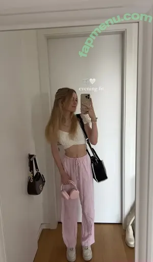 Lea Peach / Looskanal / lea / lea.peach / wifiloo_m nude photo #0745