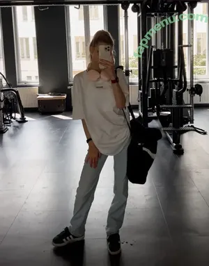 Lea Peach / Looskanal / lea / lea.peach / wifiloo_m nude photo #0849