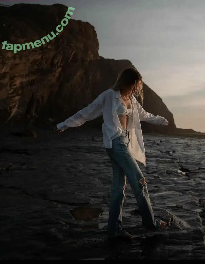 Lea Peach nude photo #0613 (Looskanal / lea / lea.peach / wifiloo_m)