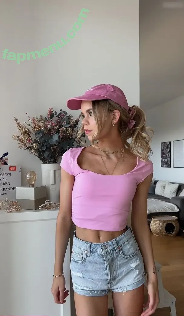 Lea Peach nude photo #0618 (Looskanal / lea / lea.peach / wifiloo_m)