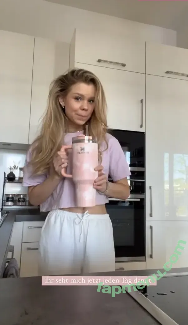 Lea Peach nude photo #0627 (Looskanal / lea / lea.peach / wifiloo_m)