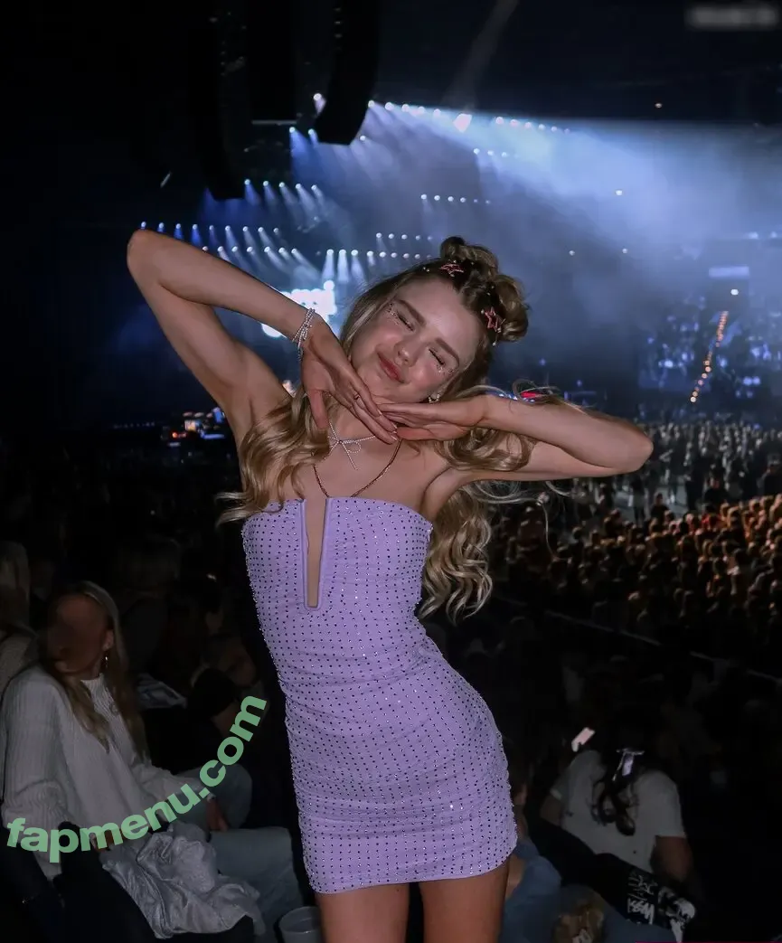 Lea Peach nude photo #0696 (Looskanal / lea / lea.peach / wifiloo_m)