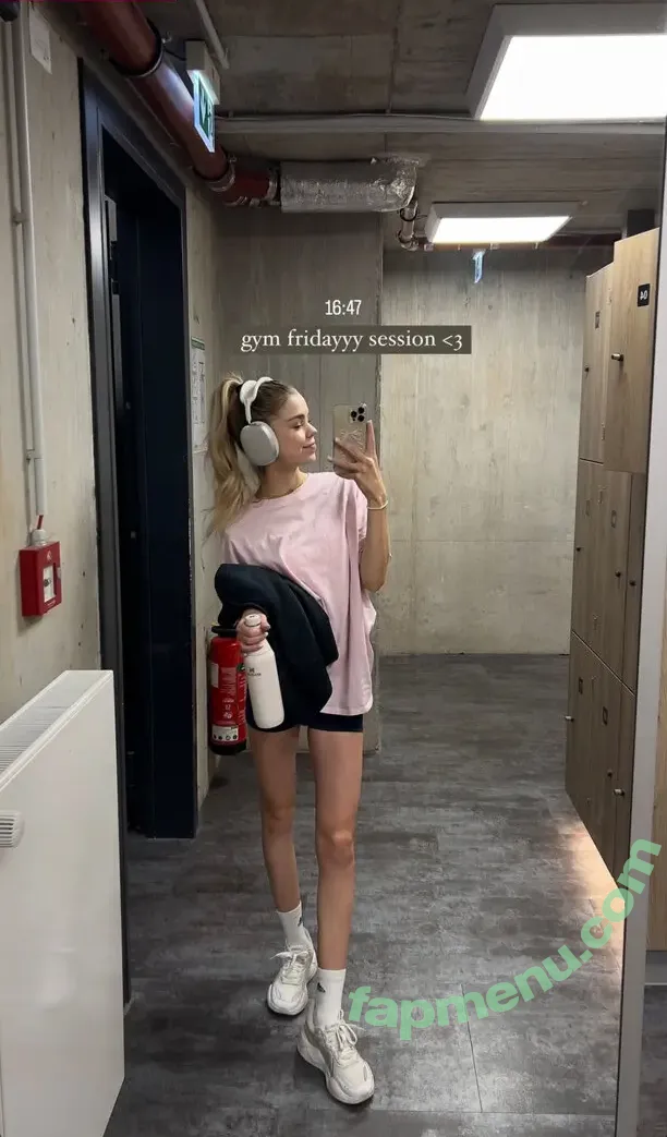 Lea Peach nude photo #0698 (Looskanal / lea / lea.peach / wifiloo_m)