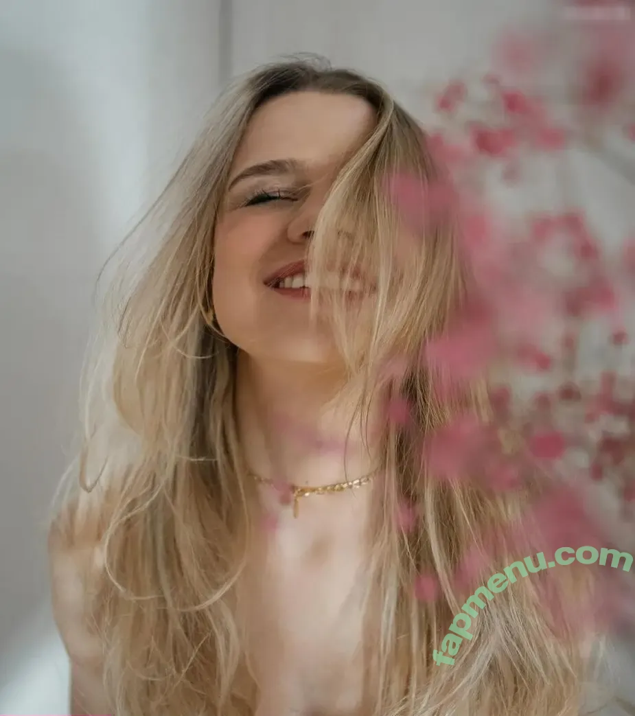 Lea Peach nude photo #0718 (Looskanal / lea / lea.peach / wifiloo_m)