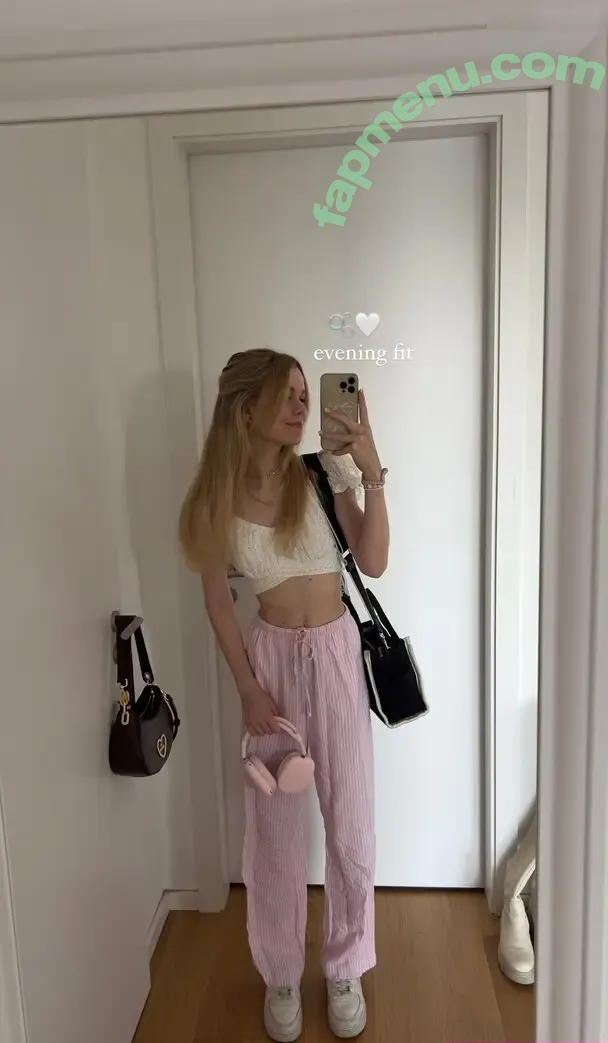 Lea Peach nude photo #0745 (Looskanal / lea / lea.peach / wifiloo_m)