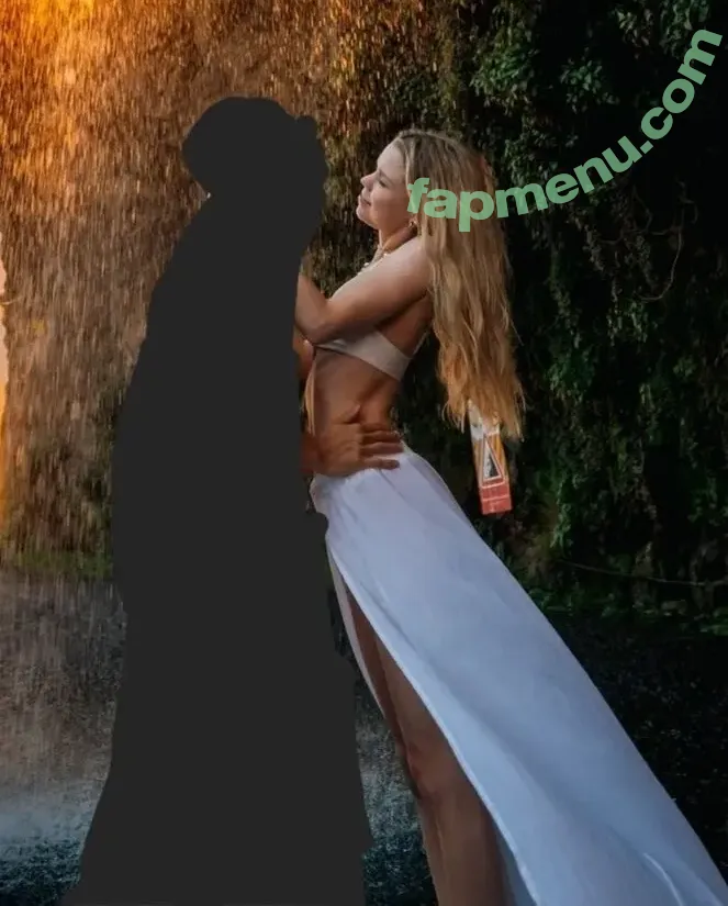 Lea Peach nude photo #0855 (Looskanal / lea / lea.peach / wifiloo_m)