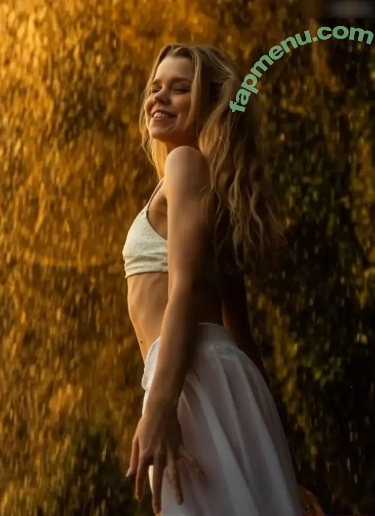 Lea Peach nude photo #0887 (Looskanal / lea / lea.peach / wifiloo_m)