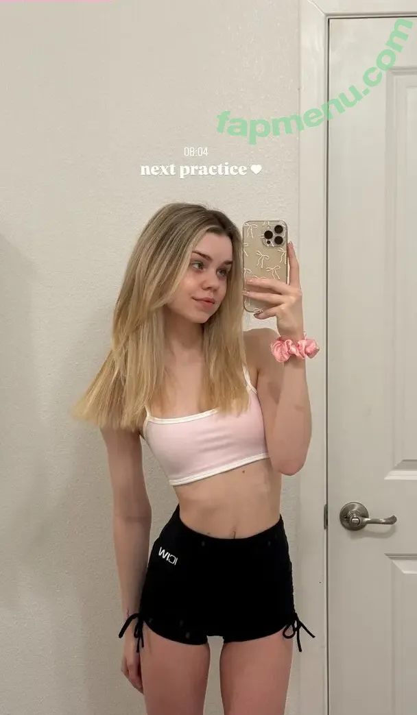 Lea Peach nude photo #1372 (Lea Peach)