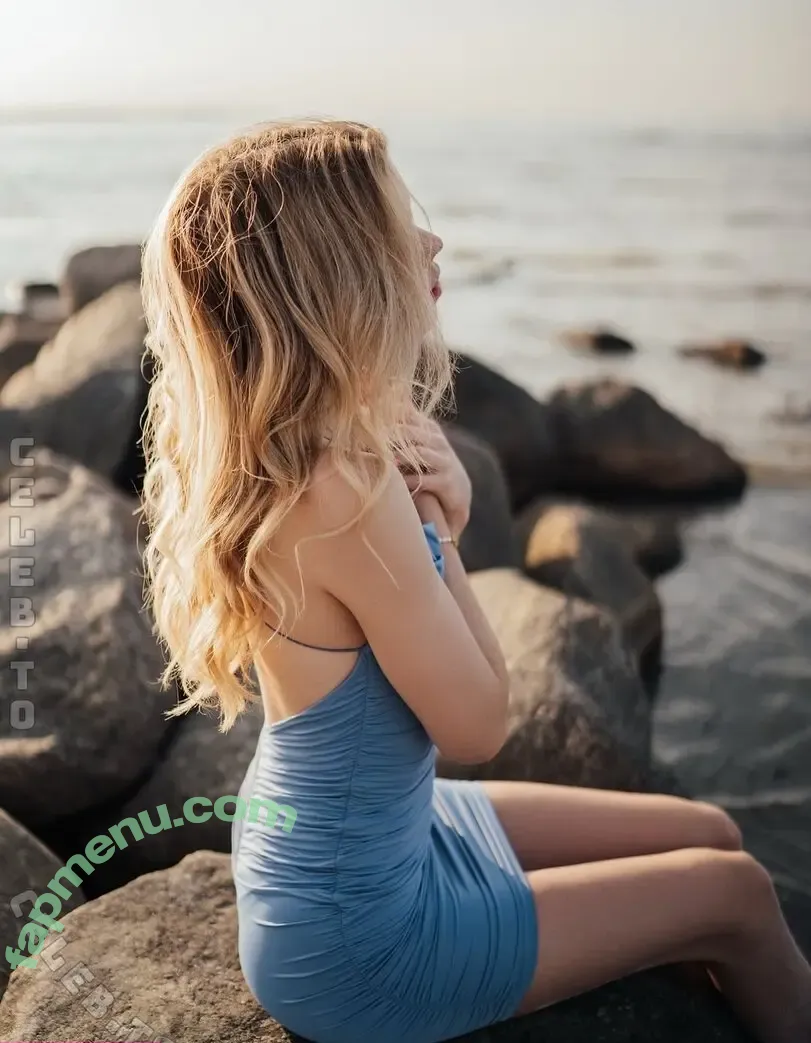 Lea Peach nude photo #1576 (Looskanal / lea / lea.peach / wifiloo_m)