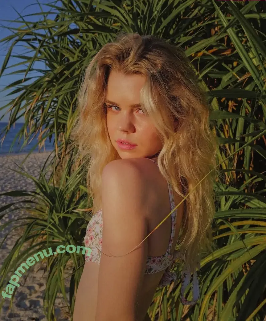 Lea Pietsch nude photo #0172 (lea)