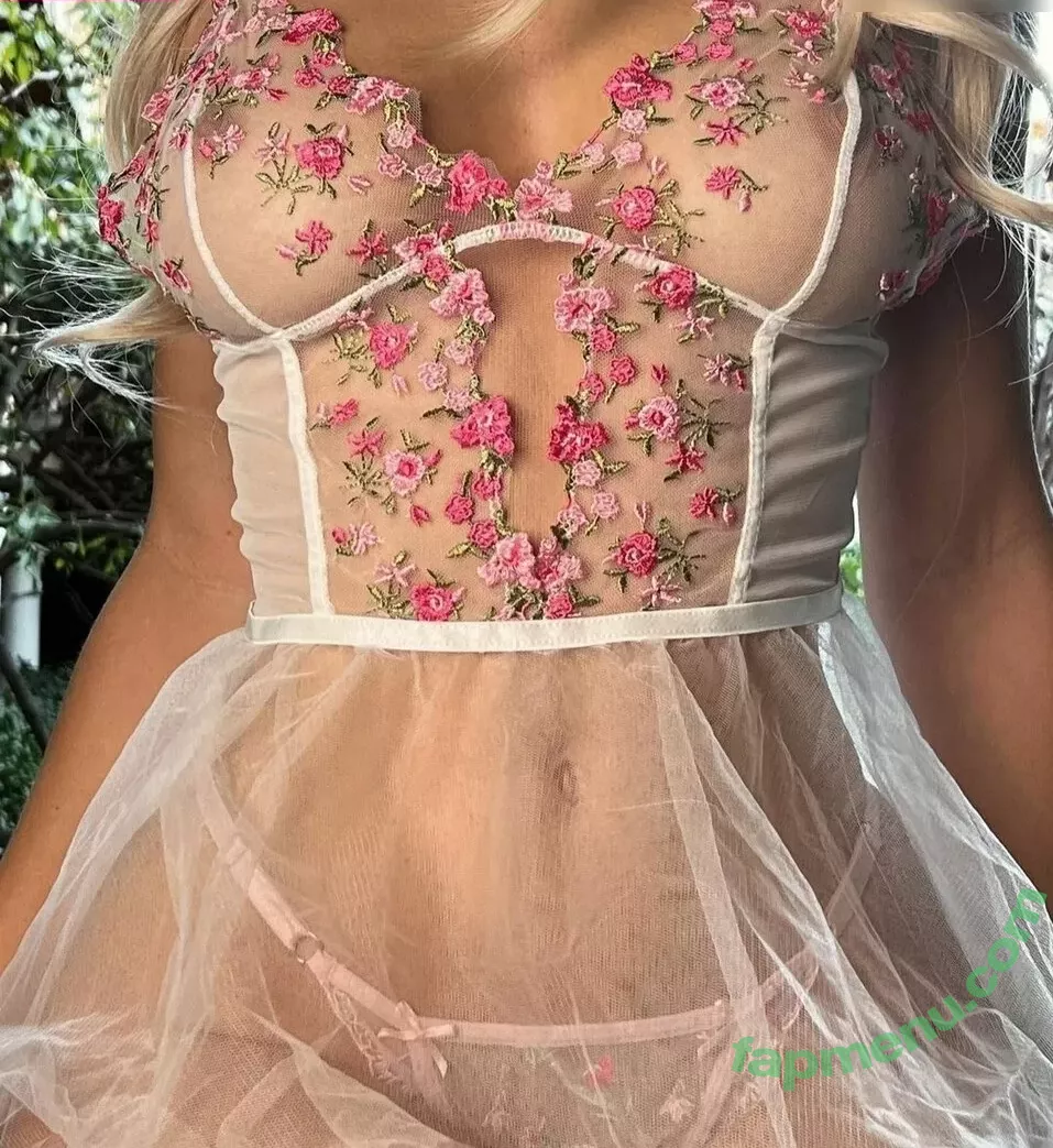 lea.renez nude photo #0229 (lea.renez)