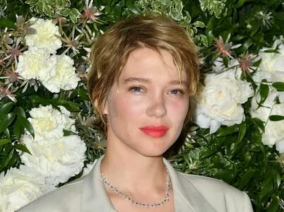 Lea Seydoux / leaseydouxfr nude photo #0359