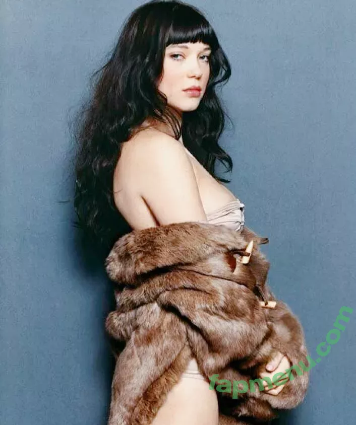 Lea Seydoux nude photo #0107 (leaseydouxfr)