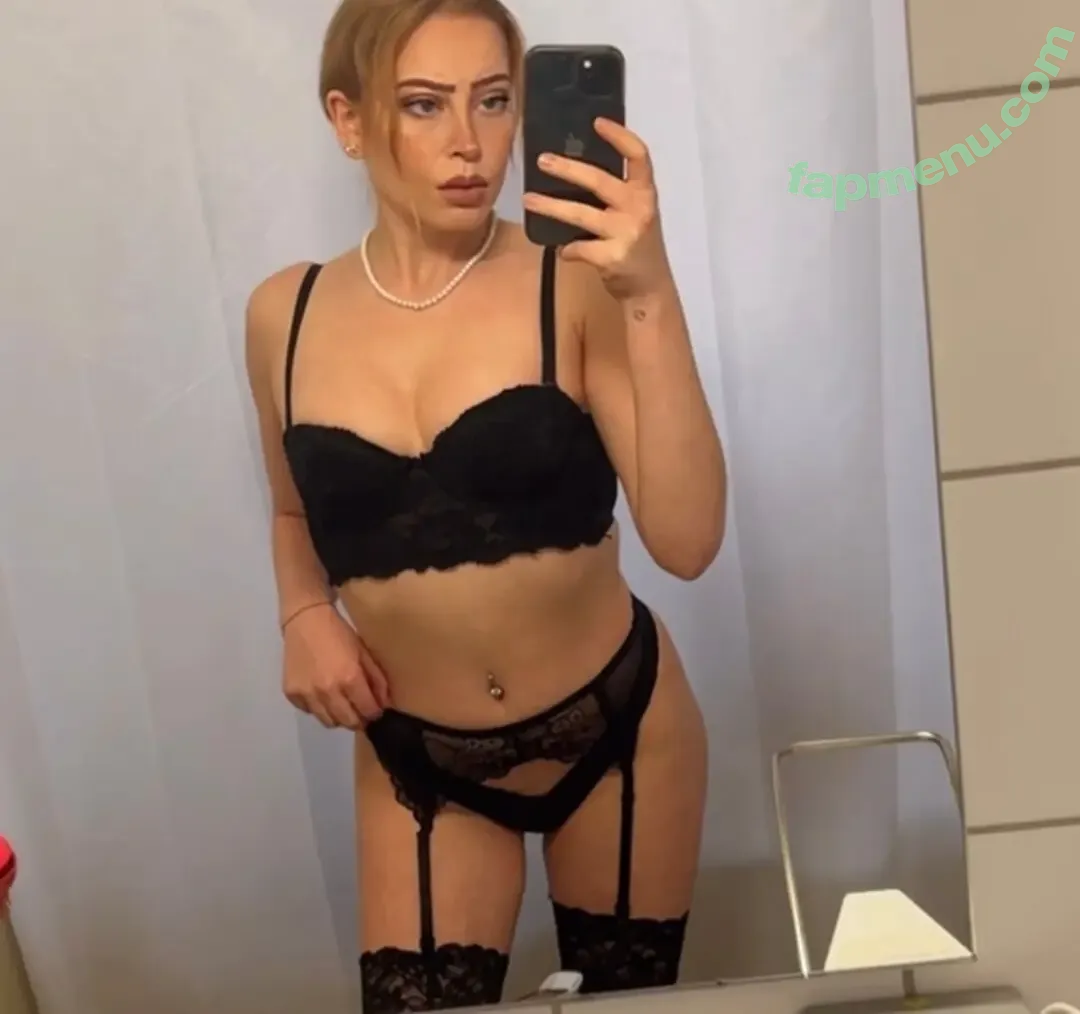 lea_sonnleitner nude photo #0008 (lea_sonnleitner)