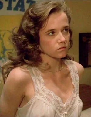 Lea Thompson / lea.thompson / lea_thompson nude photo #0009