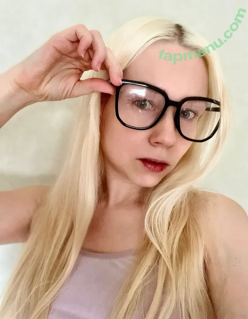 LeaFoxy nude photo #0108 (laroxy_sage)