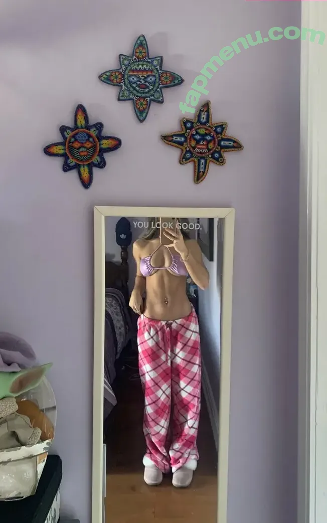 Leafsnlifts nude photo #0086 (Leafsnlifts)