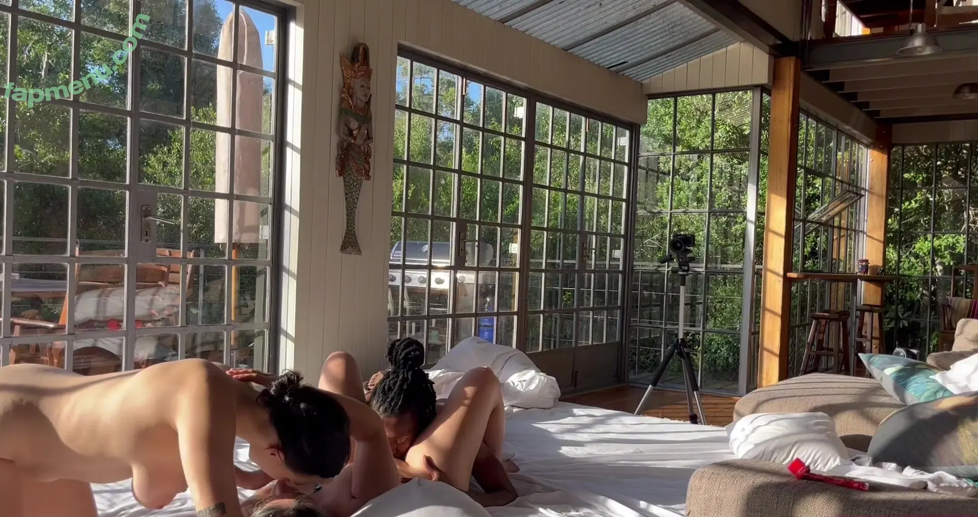 Leah And Bear nude photo #0061 (LeaAndBear / lea.x.bear)