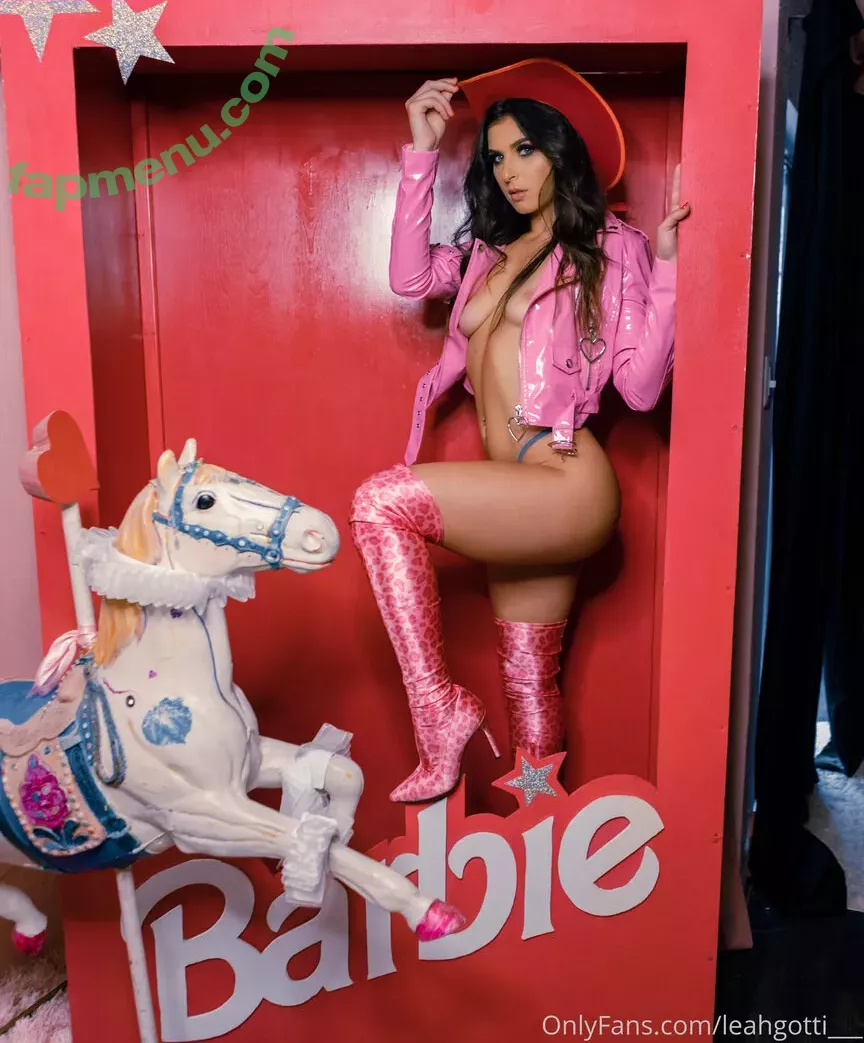 Leah Gotti nude photo #0488 (leahgotti / loveleahgotti)