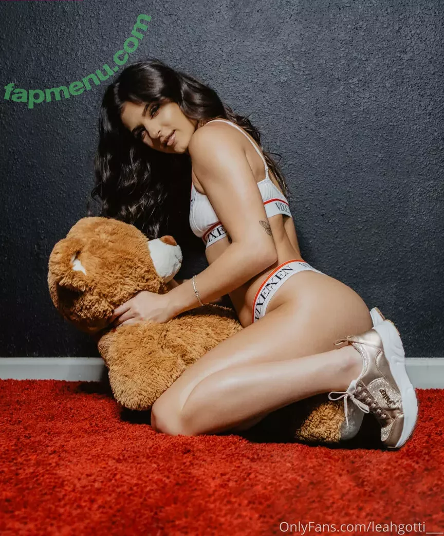 Leah Gotti nude photo #0502 (leahgotti / loveleahgotti)