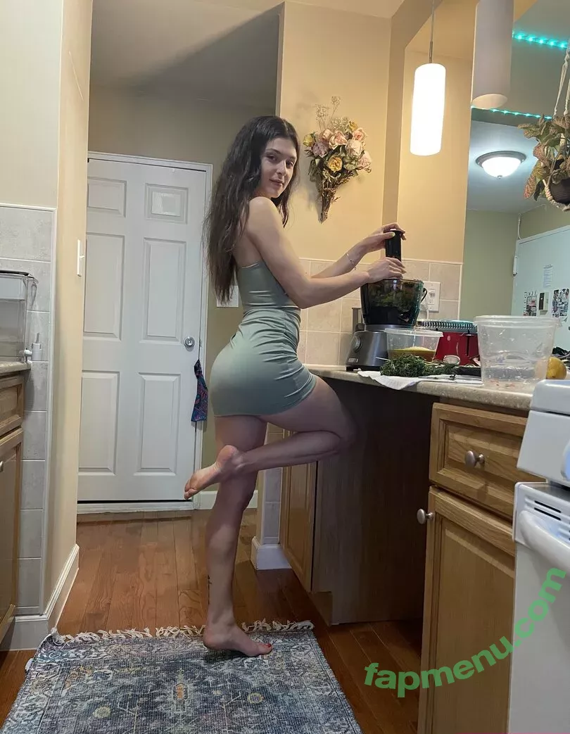 Leah Gotti nude photo #0687 (leahgotti / loveleahgotti)