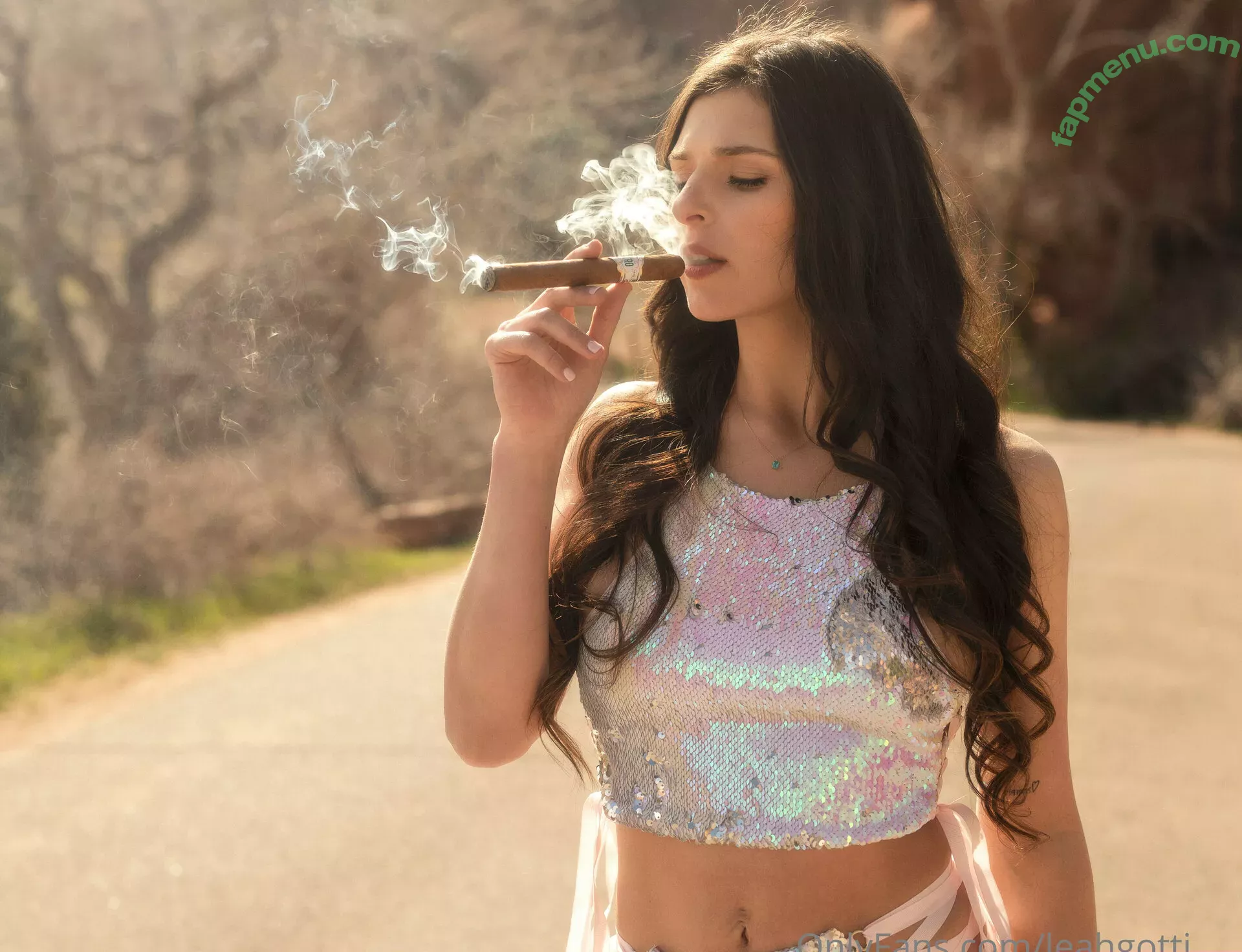 Leah Gotti nude photo #0755 (leahgotti / loveleahgotti)