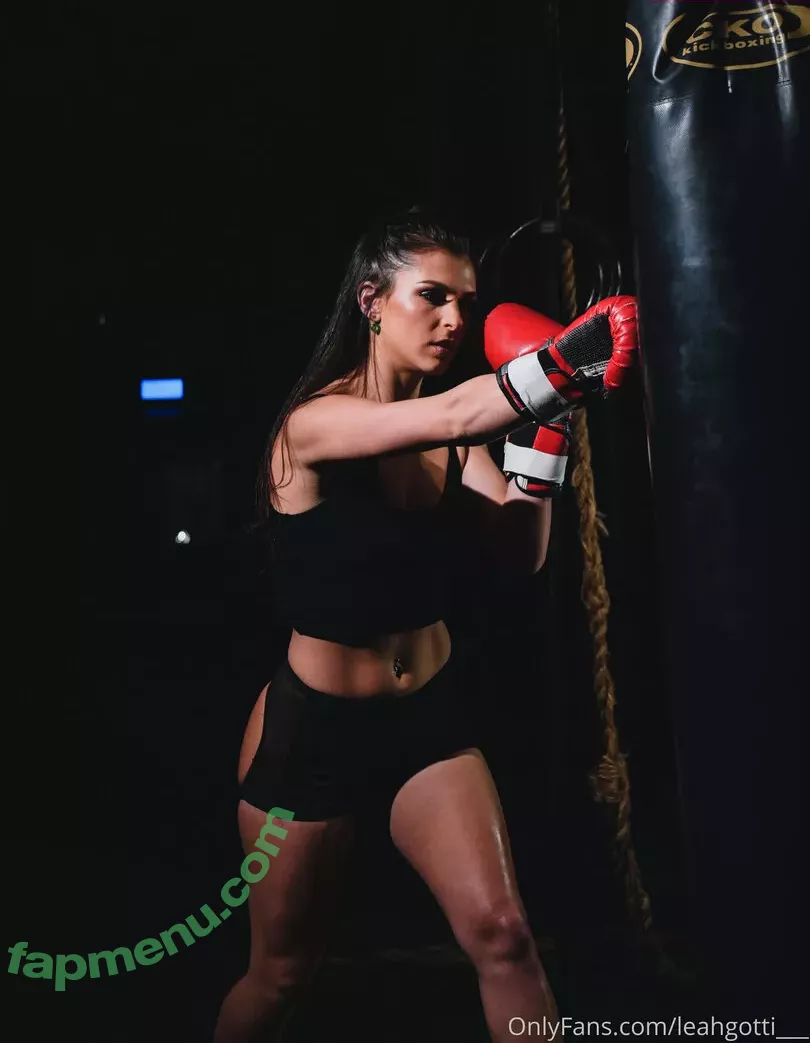 Leah Gotti nude photo #0941 (leahgotti / loveleahgotti)