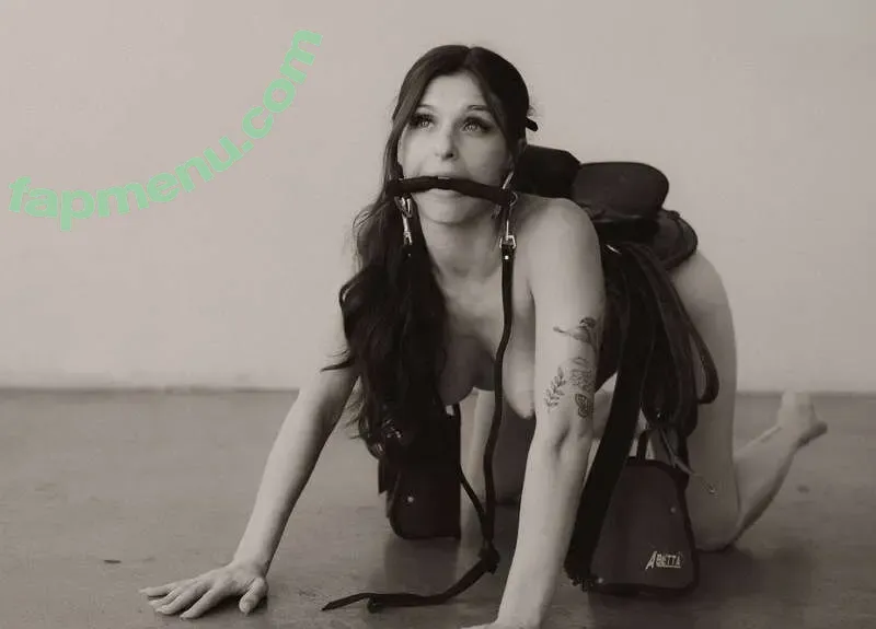 Leah Gotti nude photo #1879 (leahgotti / loveleahgotti)