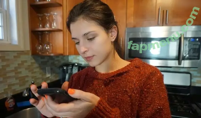 Leah Gotti nude photo #1967 (leahgotti / loveleahgotti)