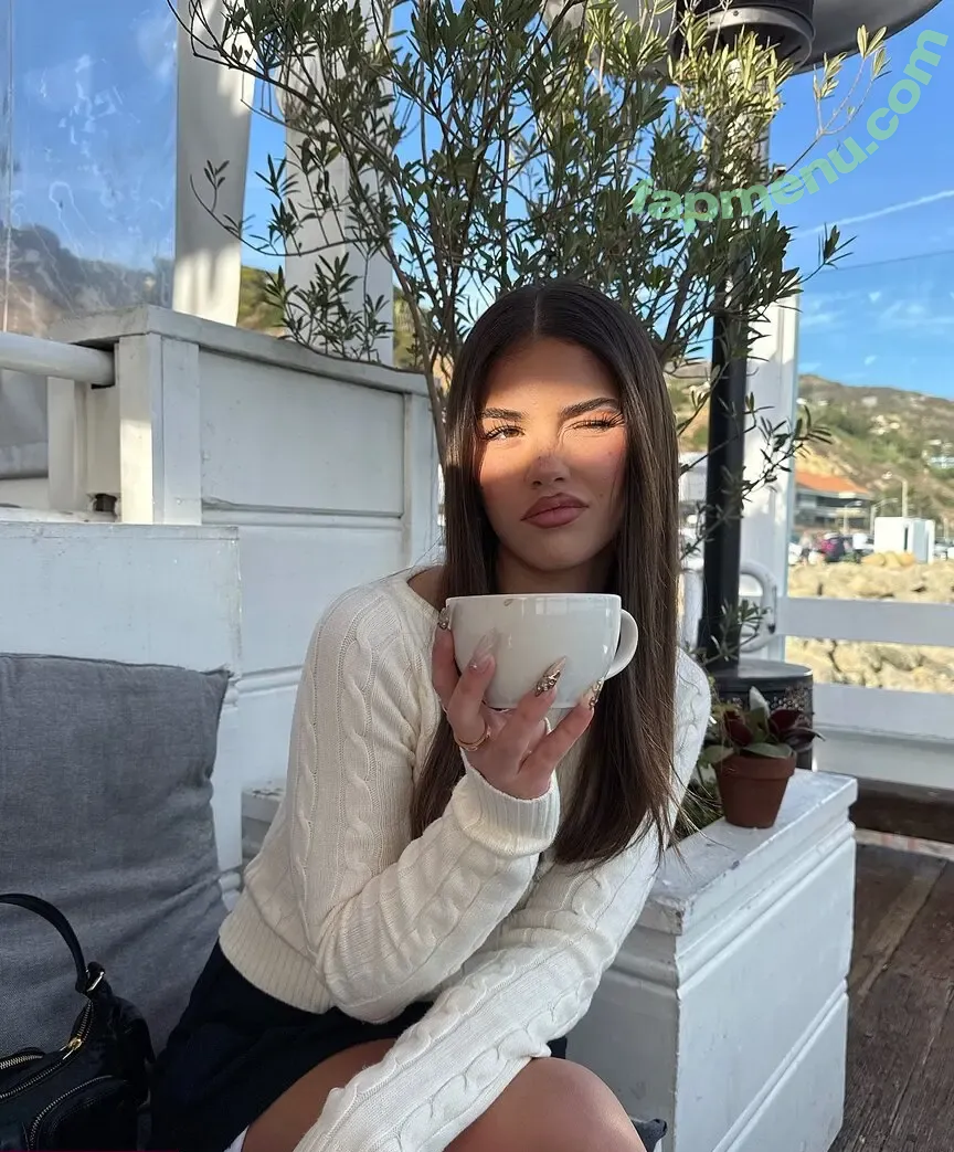 Leah Halton nude photo #0901 (leahhalton / leahhalton_ / looooooooch)