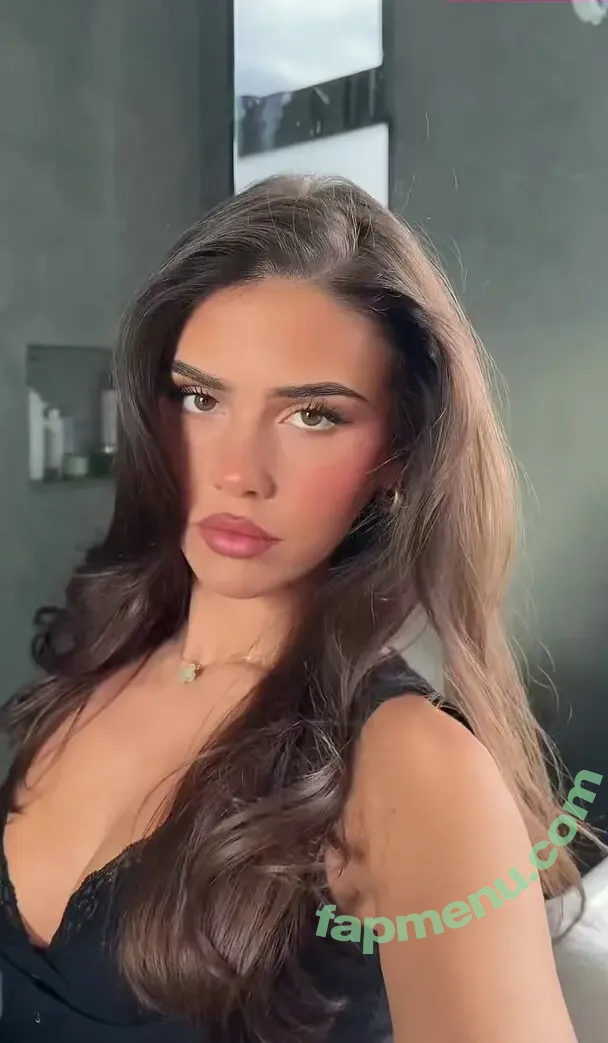 Leah Halton nude photo #1501 (leahhalton / leahhaltons / looooooooch)