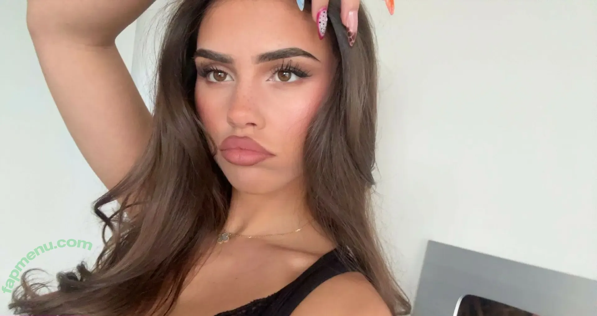 Leah Halton nude photo #1594 (leahhalton / leahhaltons / looooooooch)