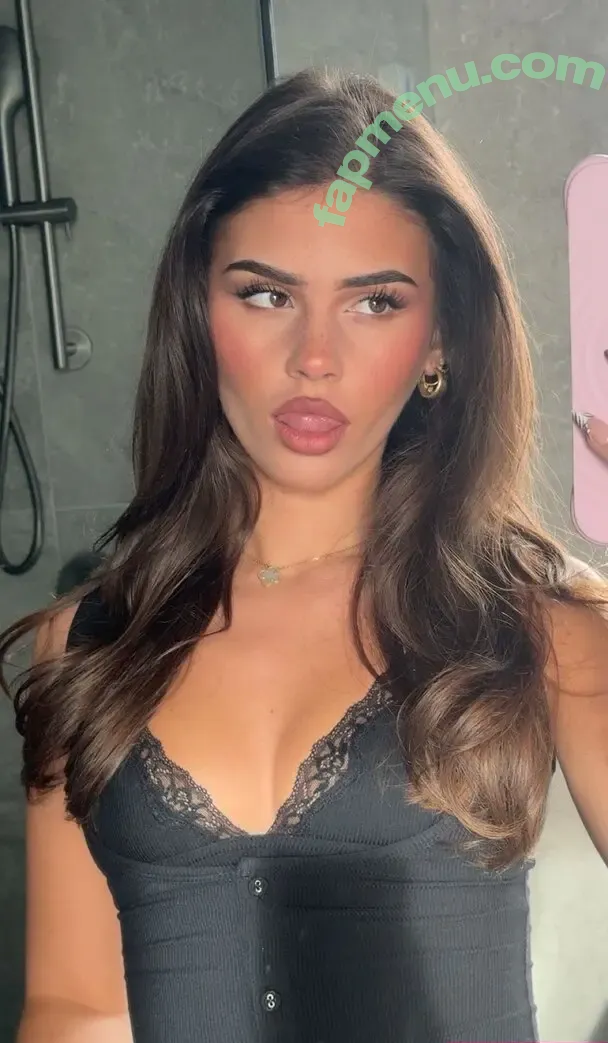 Leah Halton nude photo #1606 (leahhalton / leahhaltons / looooooooch)