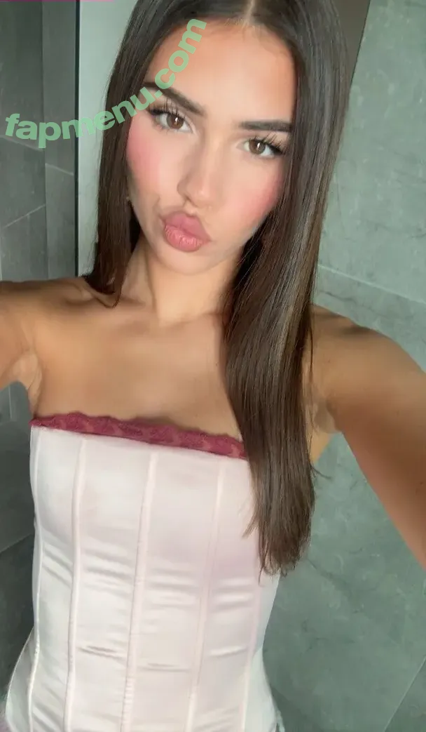 Leah Halton nude photo #1653 (leahhalton / leahhaltons / looooooooch)