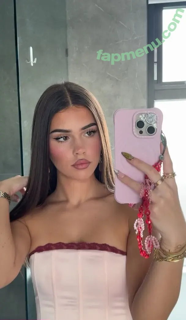 Leah Halton nude photo #1671 (leahhalton / leahhaltons / looooooooch)