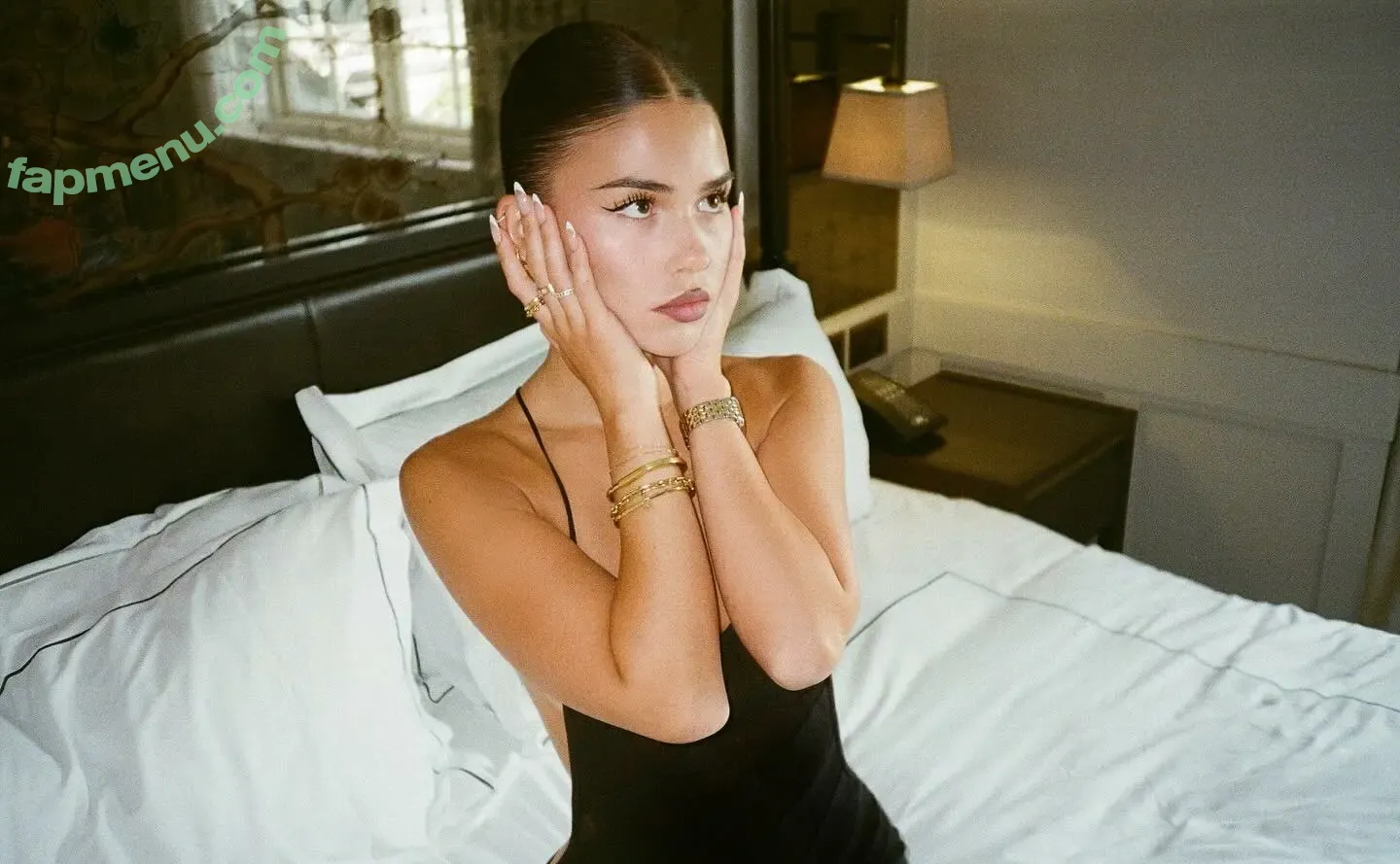 Leah Halton nude photo #1715 (Discussion Thread / leahhalton / leahhalton_ / leahhaltons)