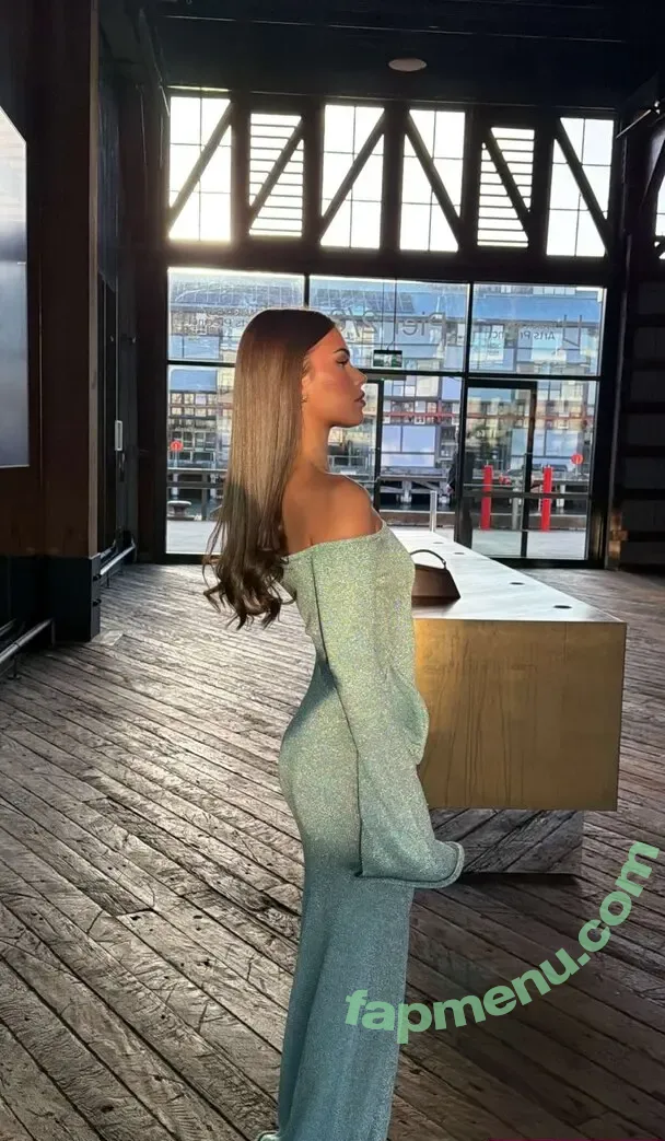 Leah Halton nude photo #1817 (leahhalton / leahhalton_ / leahhaltons / looooooooch)