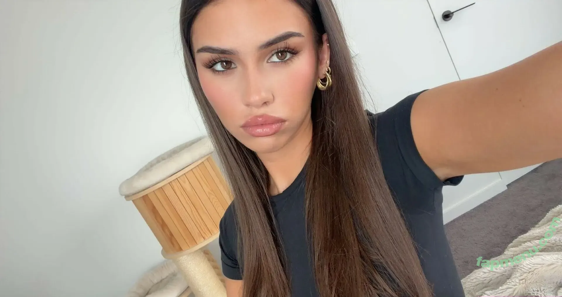 Leah Halton nude photo #1842 (leahhalton / leahhalton_ / leahhaltons / looooooooch)