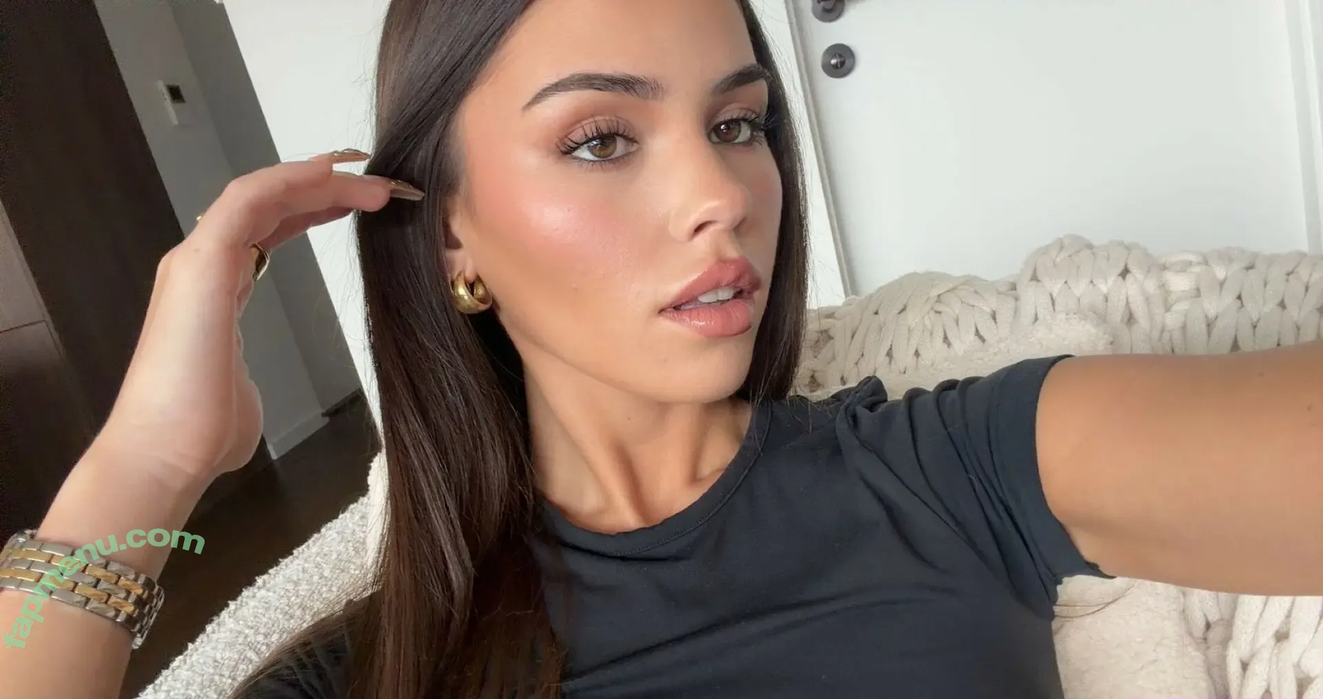 Leah Halton nude photo #1882 (leahhalton / leahhalton_ / leahhaltons / looooooooch)