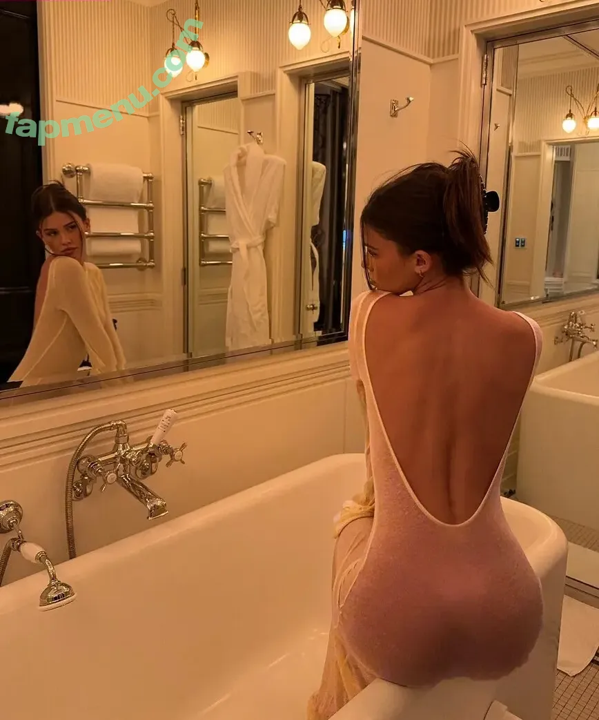 Leah Halton nude photo #2067 (leahhalton / leahhalton_ / leahhaltons / looooooooch)