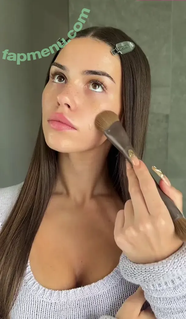 Leah Halton nude photo #2111 (leahhalton / leahhalton_ / leahhaltons / looooooooch)