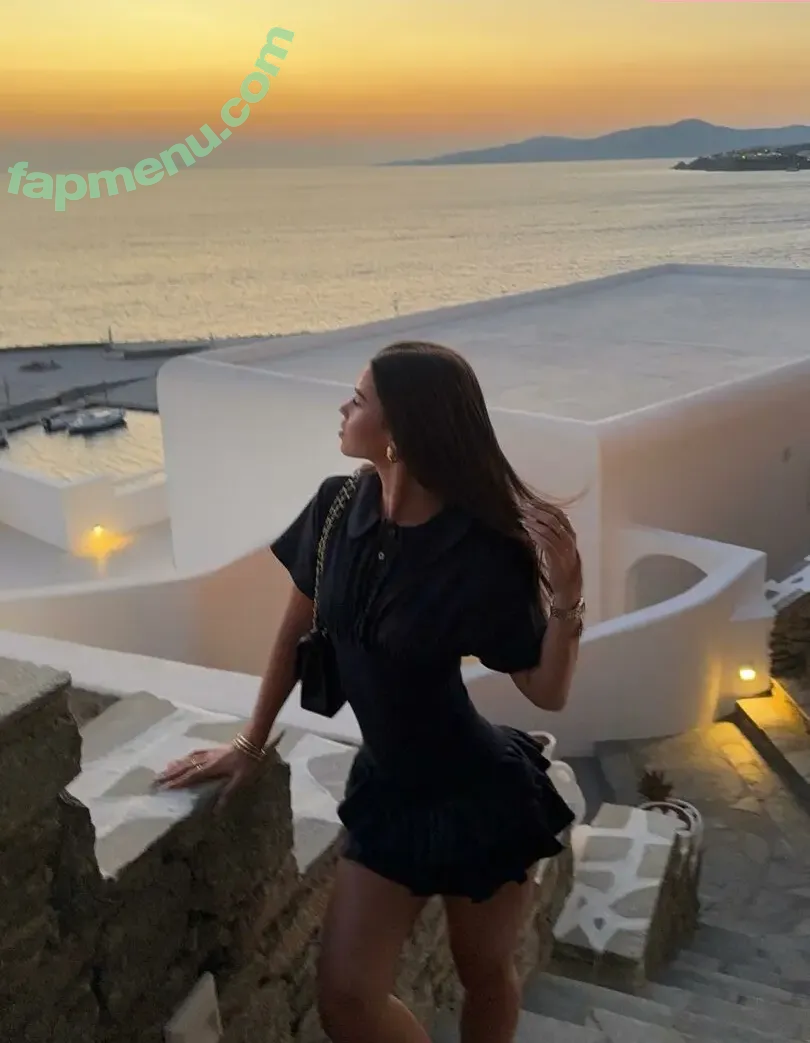 Leah Halton nude photo #2152 (leahhalton / leahhalton_ / leahhaltons / looooooooch)