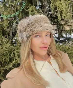 Leah Postol / leahpostol nude photo #0066