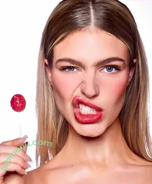 Leah Postol / leahpostol nude photo #0073